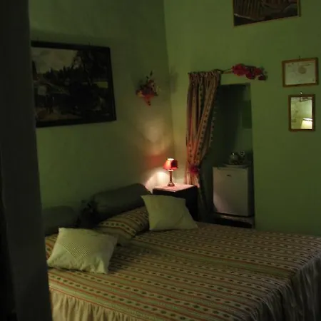 Totti Affittacamere Guest house 2*