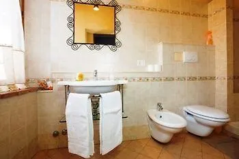 Casa de hóspedes Totti 2*